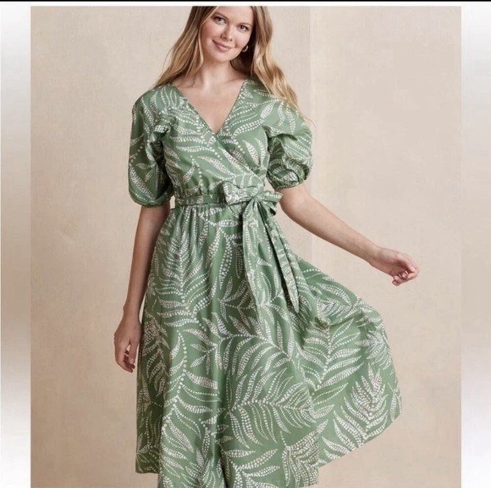 Summersalt The Coastal Poplin Puff Sleeve True Wrap Midi Dress In Green Size M